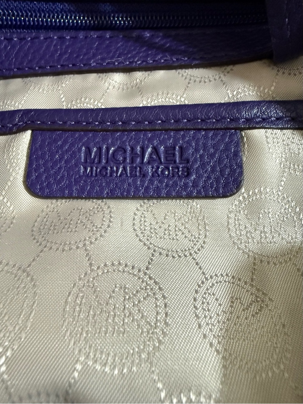 Michael Kors Purple Leather Shoulder Bag with Silver Hardware - Picture 5 of 12